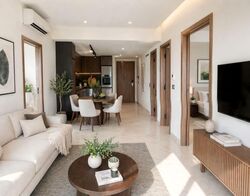 Coastline Residences (D15), Apartment #582336521